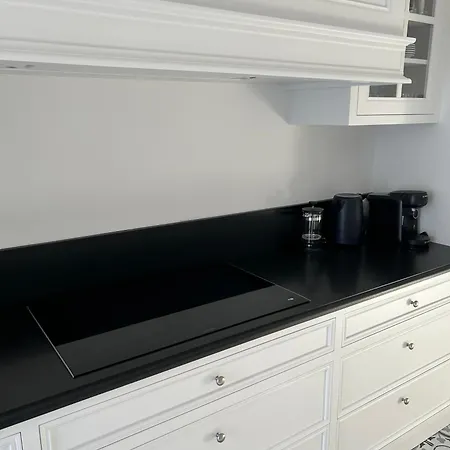 Le Clos Morgane Melissa Vila *